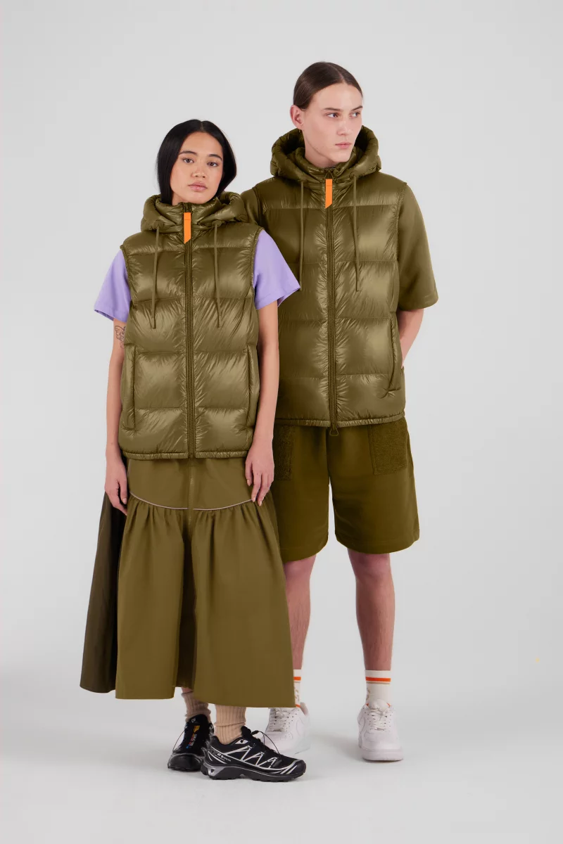 Sleeveless down jacket in shiny nylon Cesar