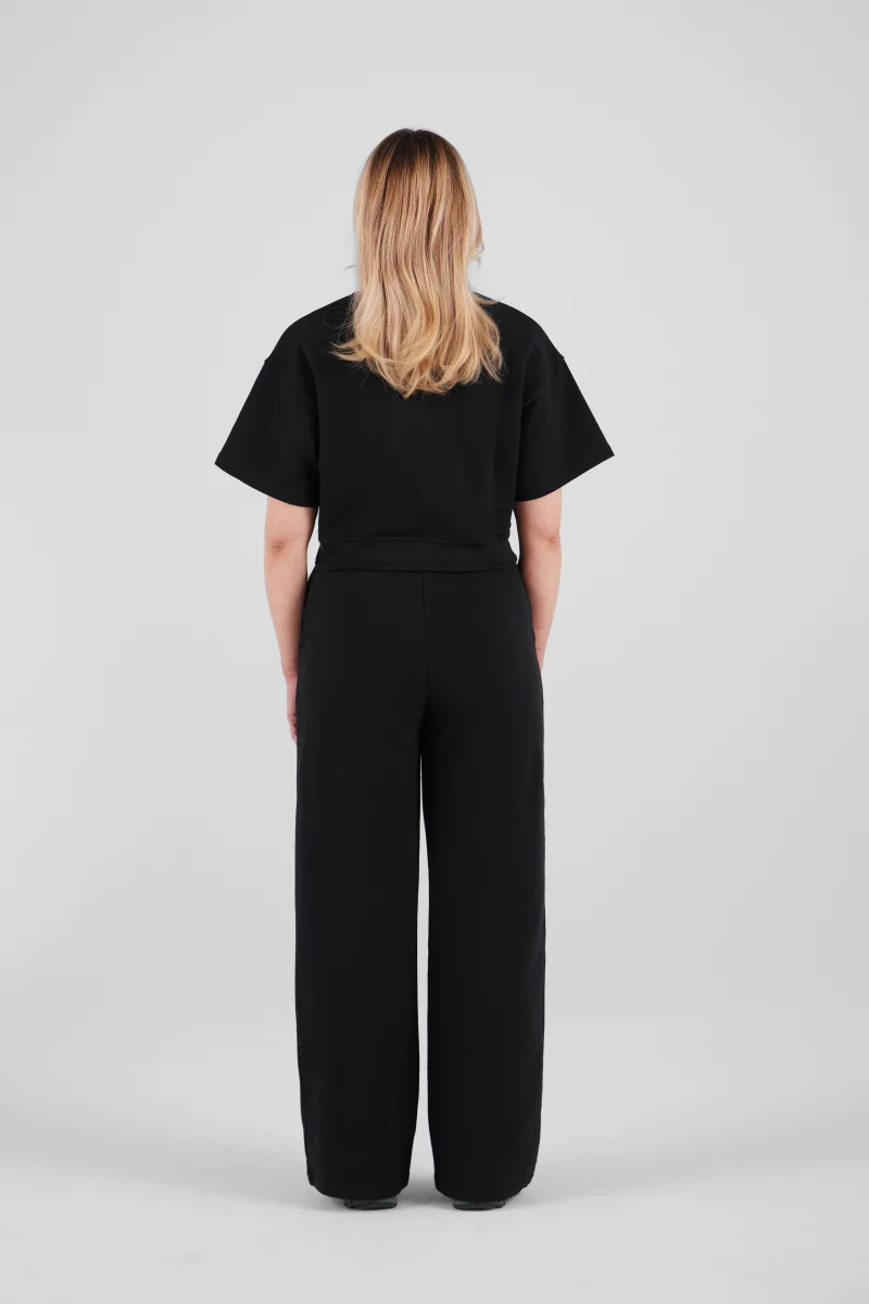Adonia Black Cropped Sweatshirt – Heavy Cotton Fleece Adonia Black Cropped Sweatshirt – Heavy Cotton Fleece