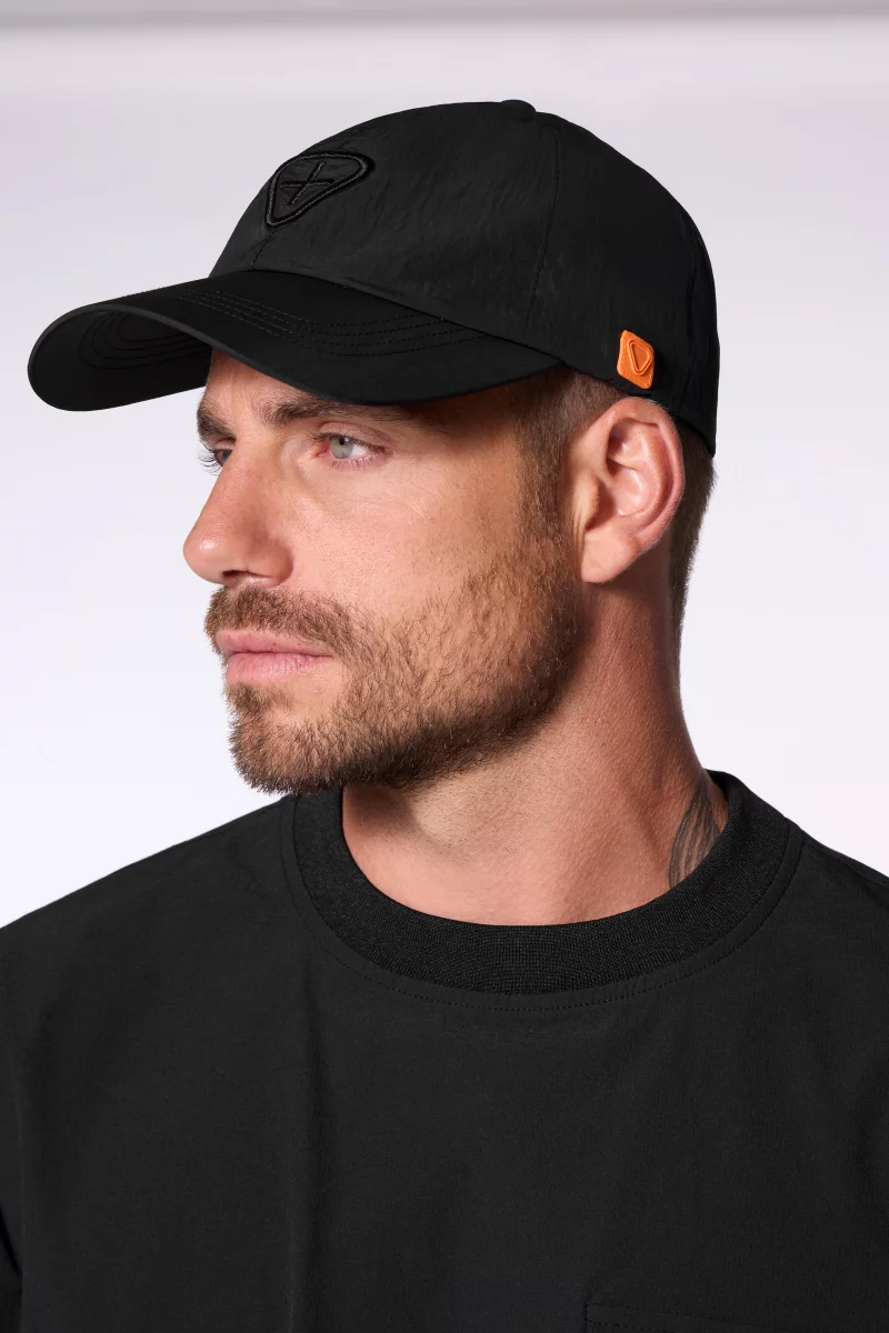 Casquette Jamie Gertrude en nylon brillant avec patch brodé