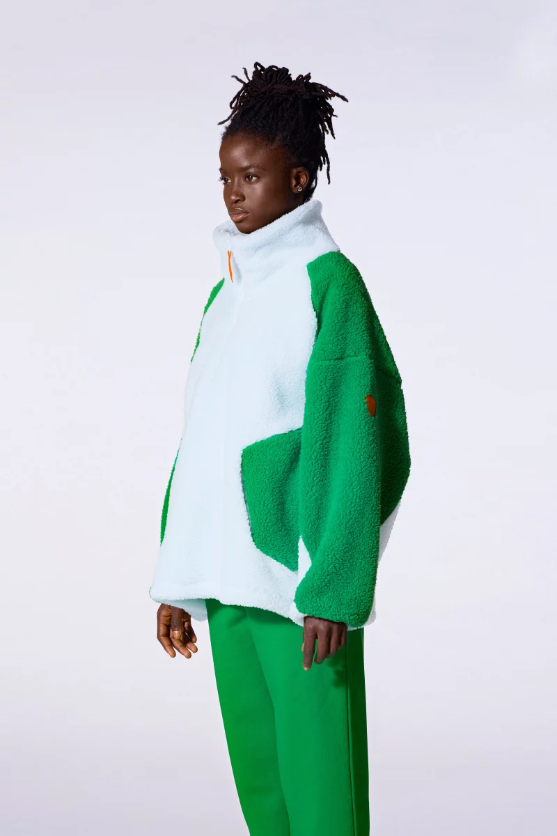 Akemi Glacier Two-Tone Oversized Fleece Sweatshirt - Gertrude