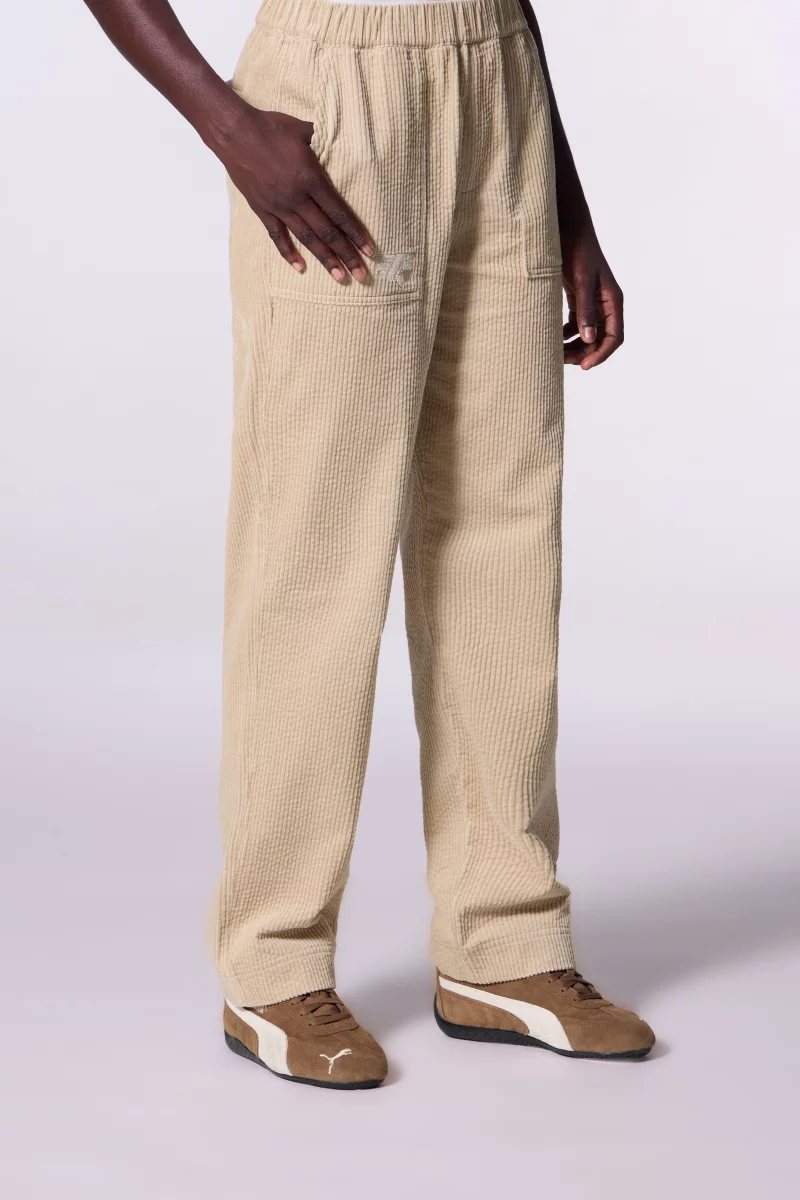 Pantalon en velours côtelé Axel daim - Gertrude Pantalon en velours côtelé Axel daim - Gertrude