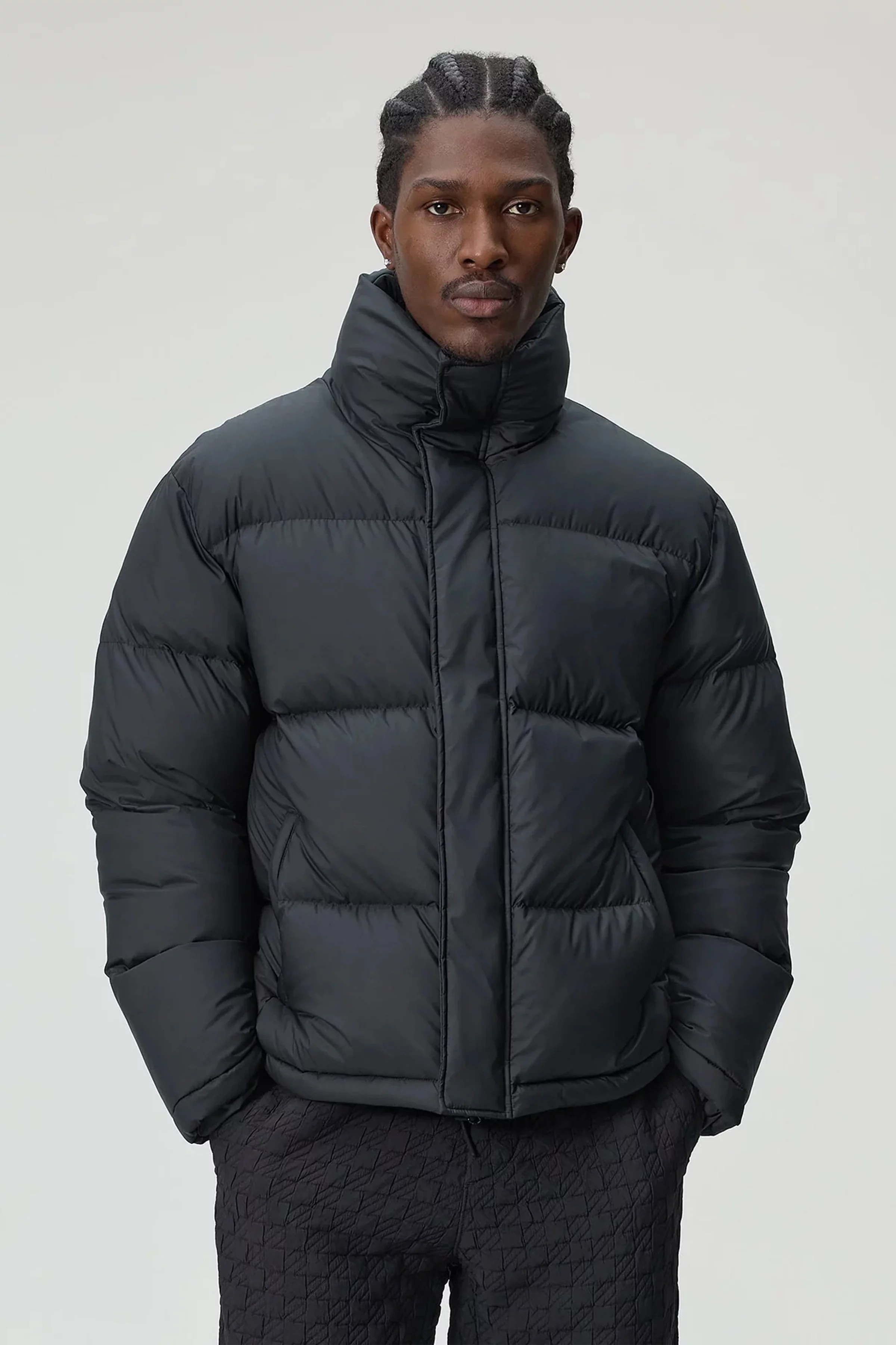 Oversized unisex puffer jacket with hood, Manie Texture black - Gertrude